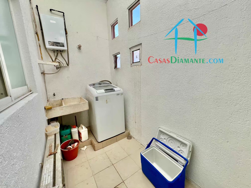 Residencial Diamante E 19 - Lavandería 1